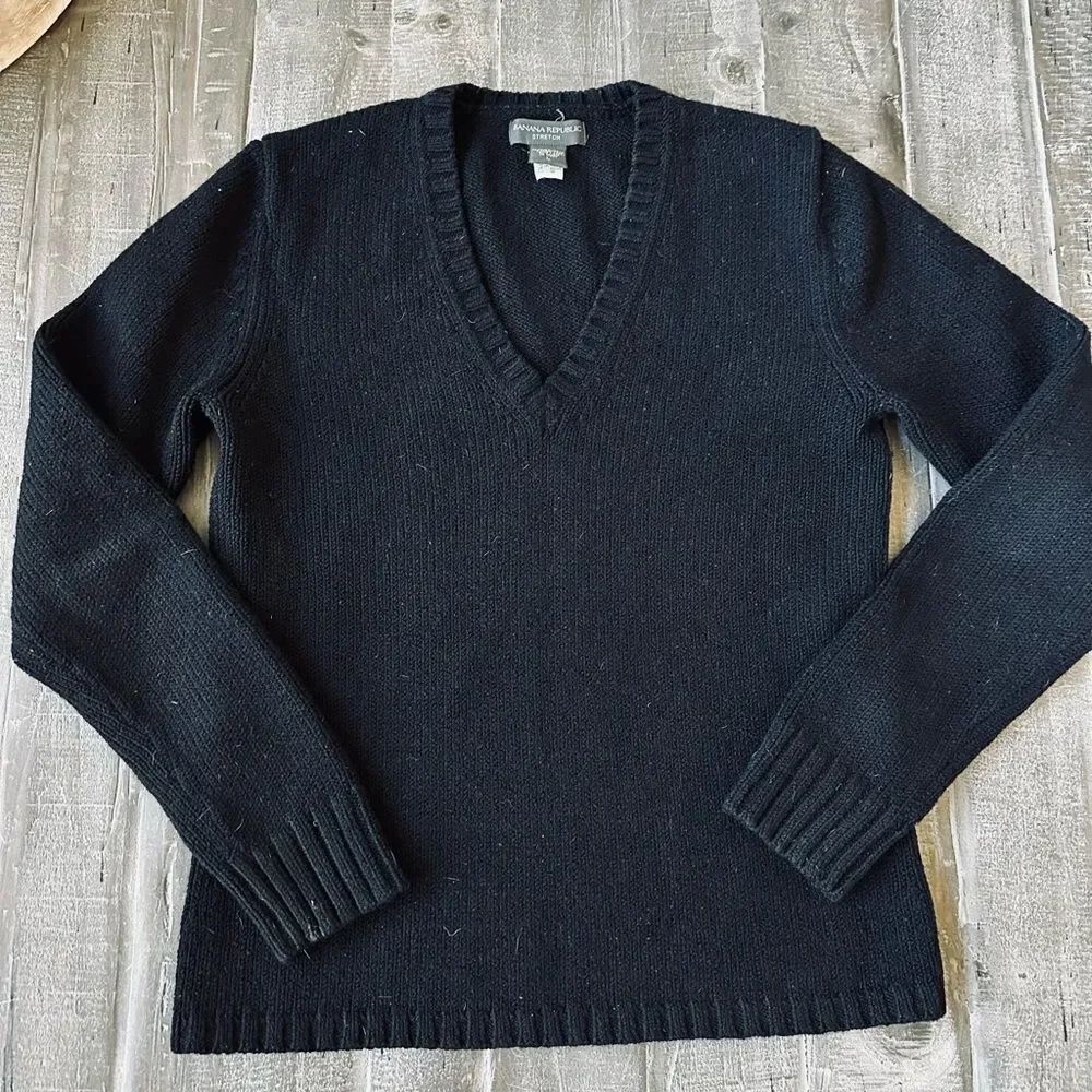 Banana Republic Wool Blend Black Sweater